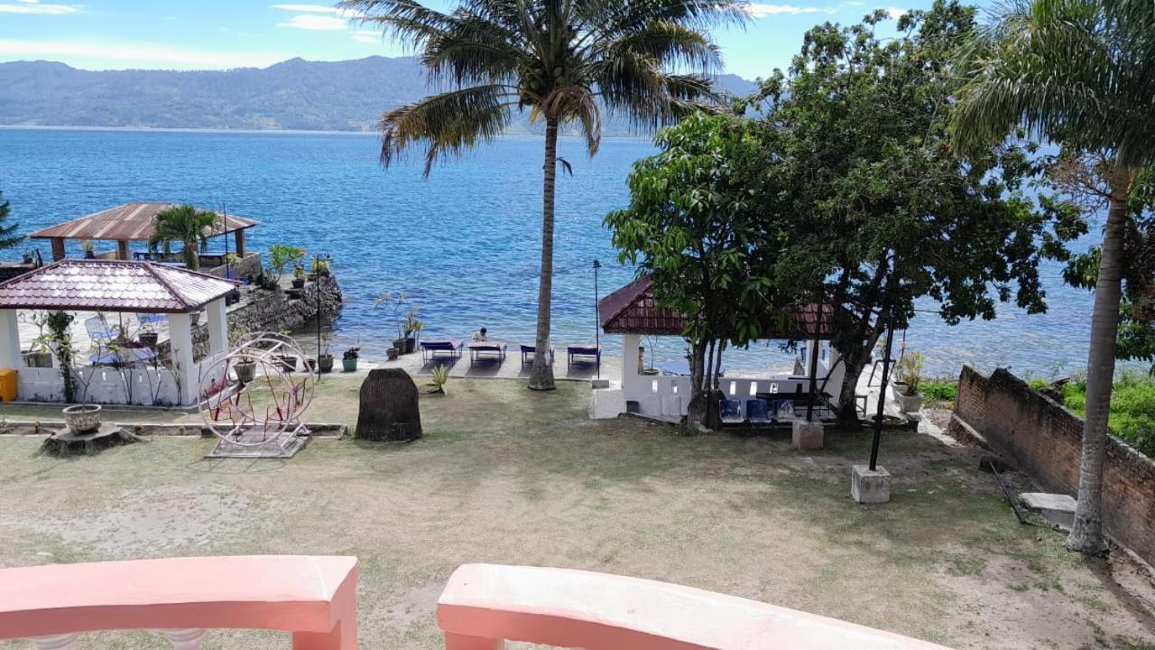 Hotel Barbara Tuk Tuk Extérieur photo