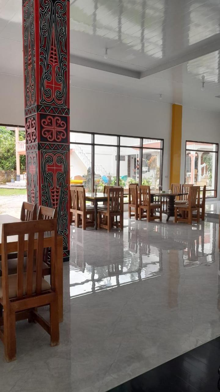 Hotel Barbara Tuk Tuk Extérieur photo